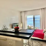Sea Front Studio Yourhosthelper