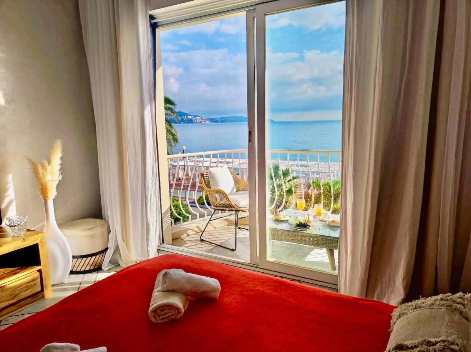 Appartamento Sea Front Yourhosthelper